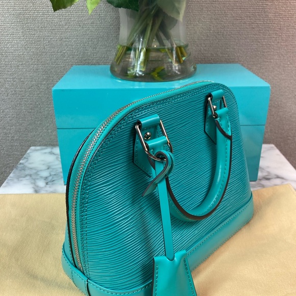 NWOT Brand New Authentic Louis Vuitton LV Blue Aqua BB Epi Alma Satchel Bag - Picture 4 of 11